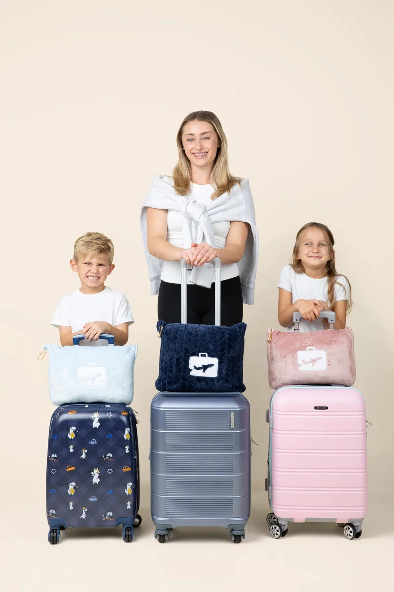 EverSnug Couverture et Oreiller de Voyage - Couverture d'avion Douce 2 en 1 de qualité supérieure avec taie d'oreiller Douce, Housse pour Bagage à Main et Clip pour Sac à Dos (Bordeaux)