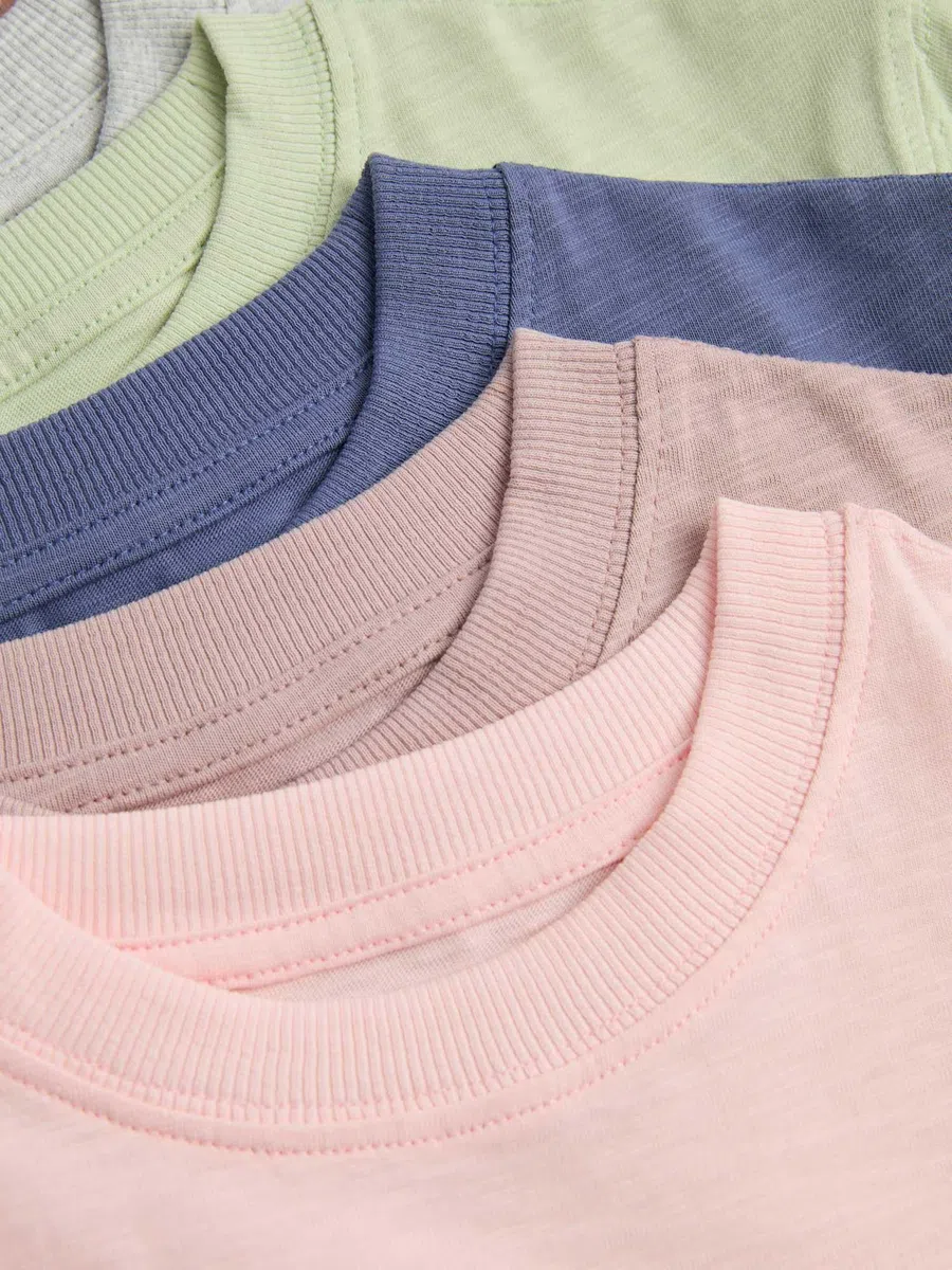 Marks & Spencer T-Shirts Enfant Lot de 7 en Pur Coton, Coupe Standard, Col Rond, Poche Poitrine
