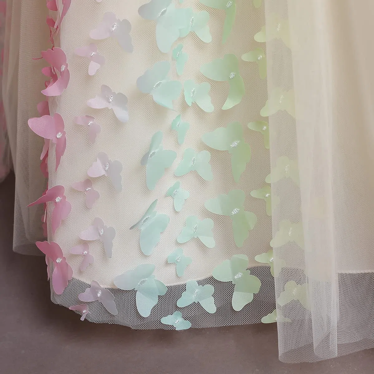 Papillon Robe Fille Enfant Princesse Mariage Appliqué 3D Robe Demoiselle d'honneur Soirée sans Manches Tutu Tulle Longue Fantasie Anniversaire Carnaval Fête Pageant Cérémonie 4-14 Ans