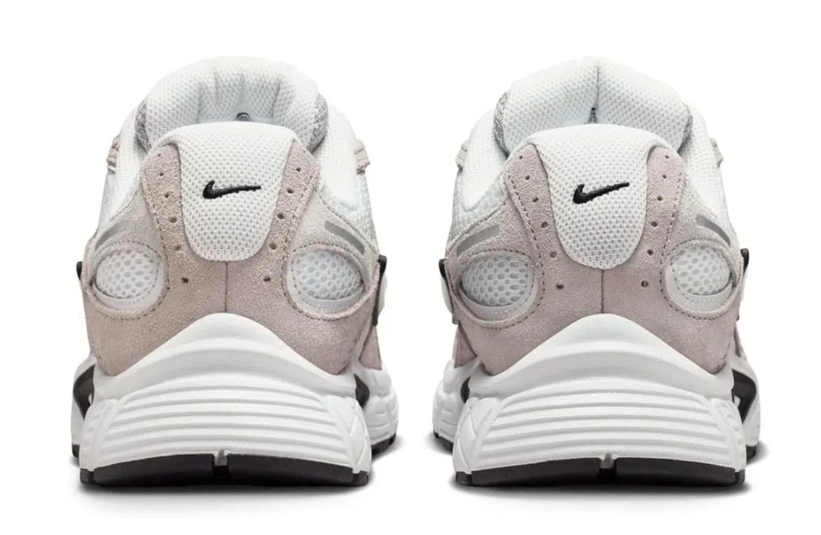 Nike V5 RNR Suede 2 Chaussure de courseHomme
