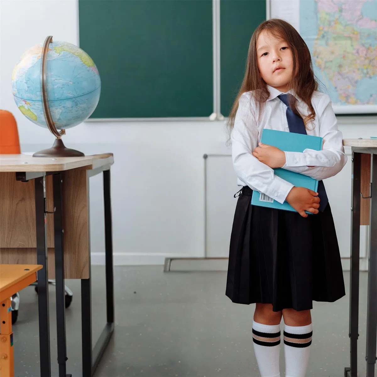 Jupe d'école plissée unie pour fille - Longueur genou - Uniforme scolaire plissée - Taille élastique - Jupe tartan d'été - Tailles 2 à 18 ans