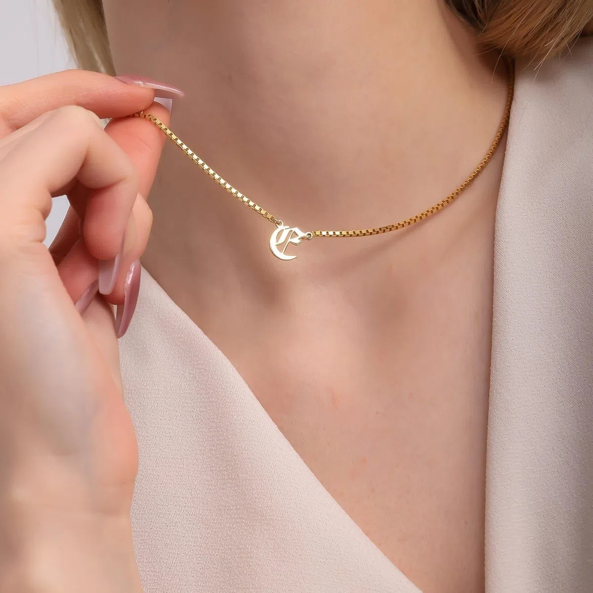 Style gothique ancien collier initiale, personnalisé gothique chaîne Figaro argent breloque bijou