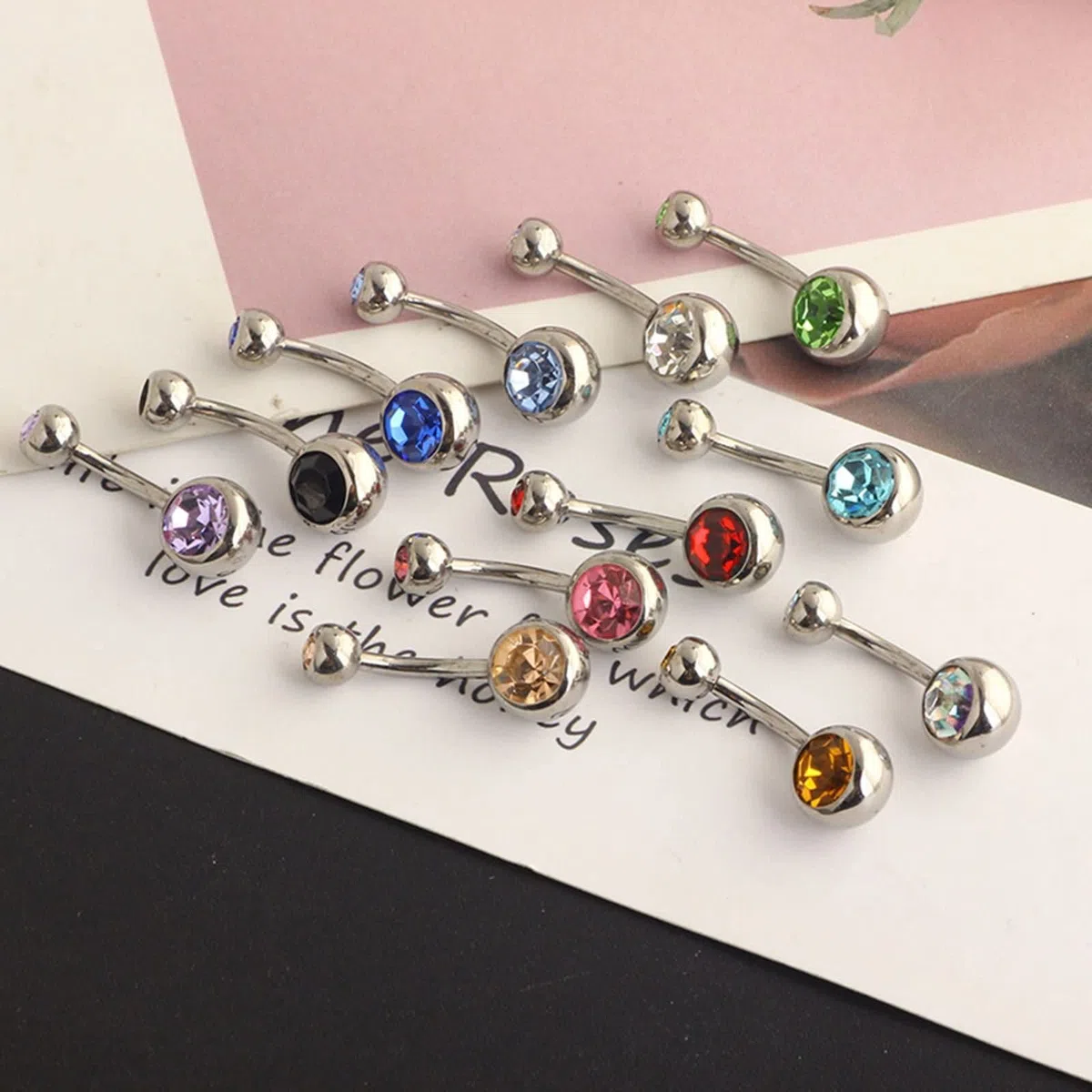 Piercing Nombril Lot de 12,Piercing Nombril 14G Lot Piercing Nombril Acier Chirurgical Rond Zircone Cubique Multicolore Piercing de Nombril Femme Argent