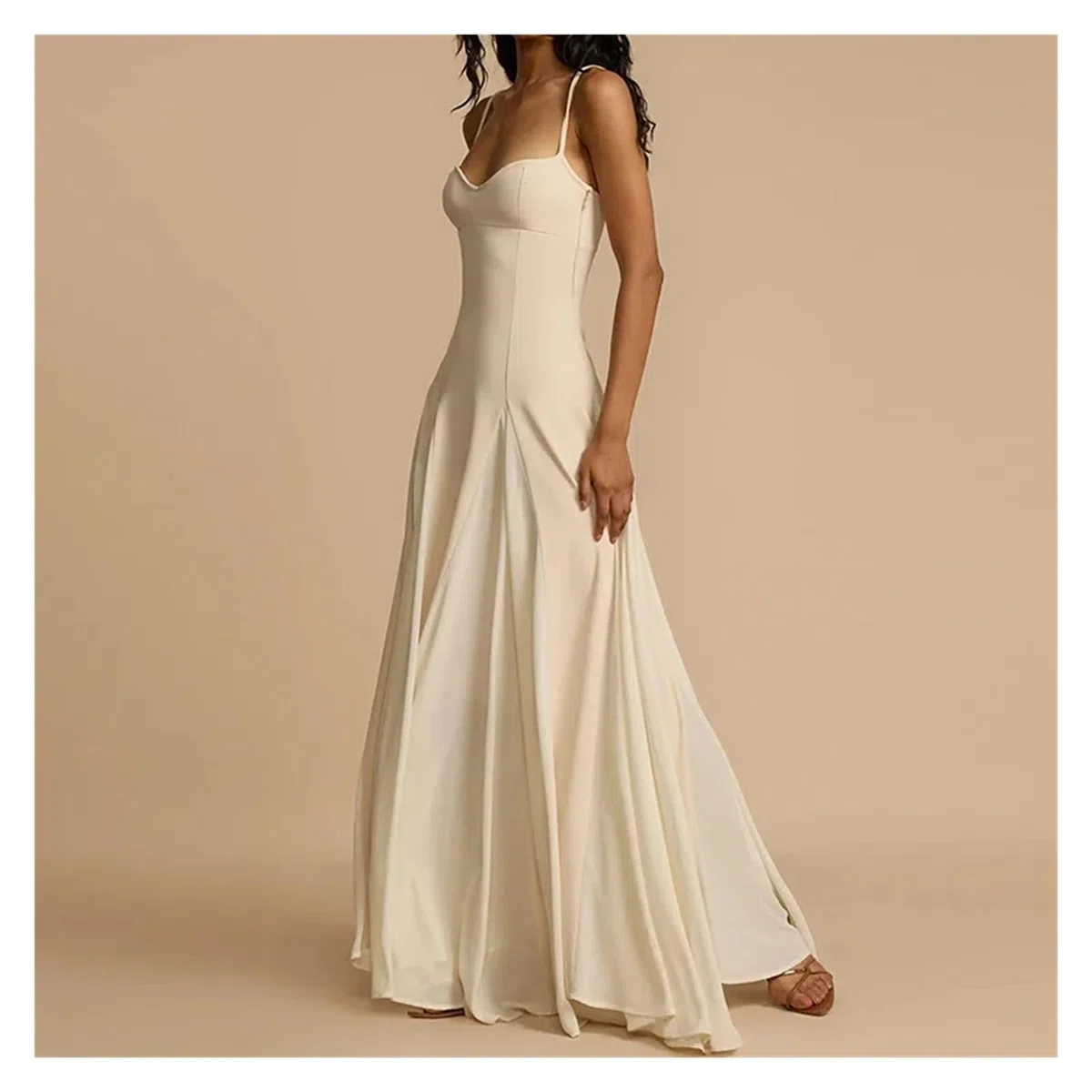 Fond De Robe Femme Robe longue plissée décontractée for femme, coupe slim, sans manches, à bretelles, style évasé