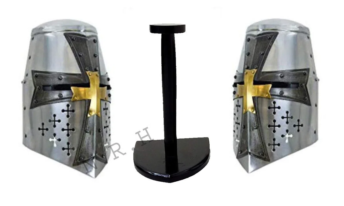 Casque médiéval Crusader Templier Great Heaum Armour réplique européenne sur support en bois