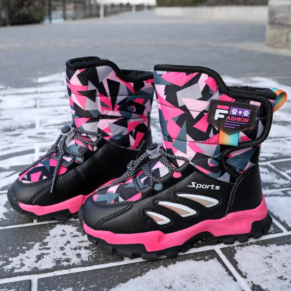 Bottes de neige chaudes unisexes pour bébés et enfants avec doublure en polaire - Antidérapantes et imperméables, rouge pastèque, 30 EU