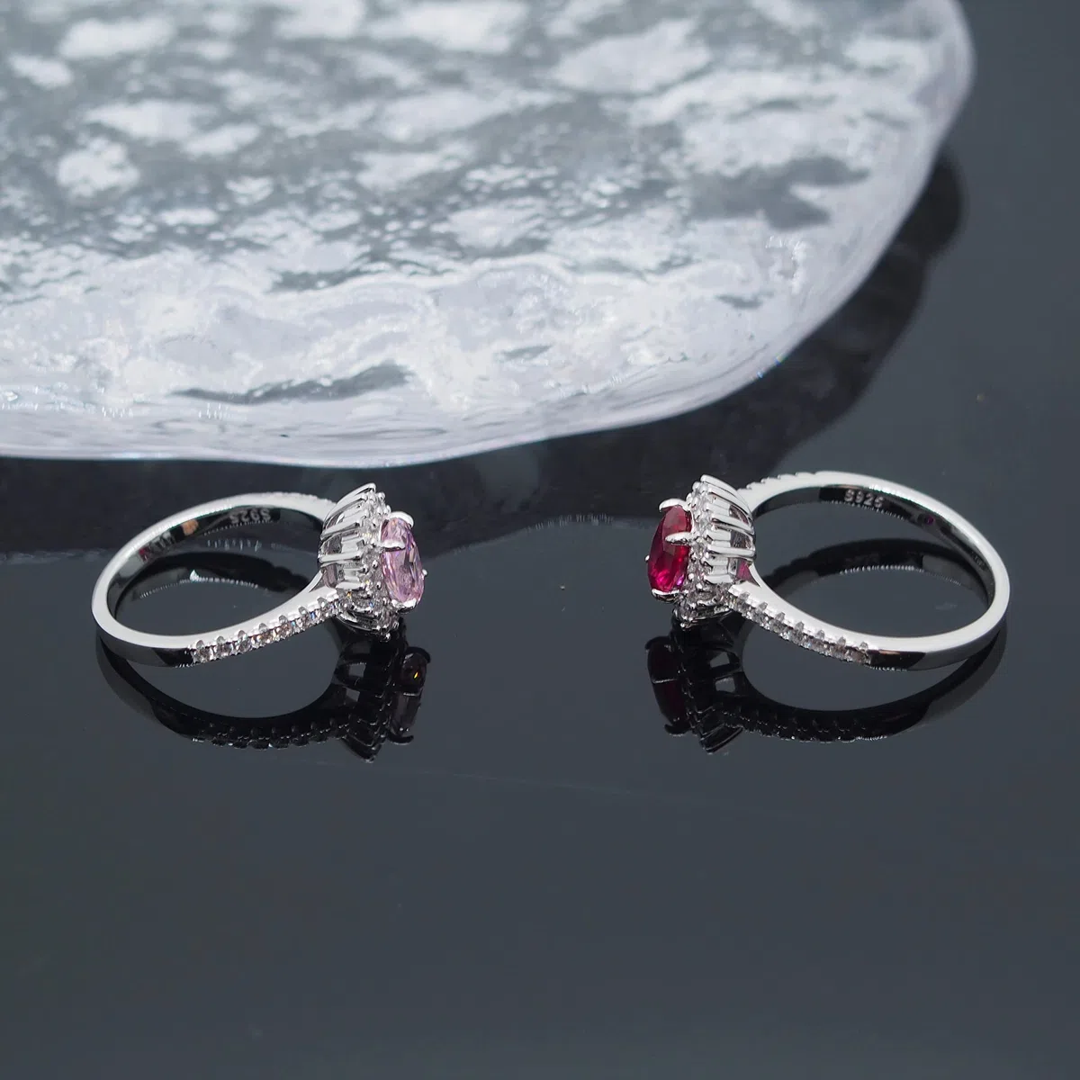 Bague pour femme en argent sterling 925/1000 avec rubis, bague à la mode avec pierres rouges pour femme, bijoux cadeaux pour Fête des mères, la Saint-Valentin
