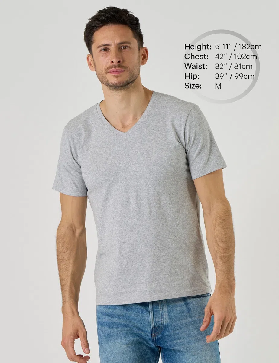 LAPASA Lot de 3 T-Shirts ou Maillots de Corps Homme Uni en Coton de Qualité Manches Courtes Doux et Confortables Col Rond/Col en V M05/M06
